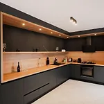 Apartman Skylark - Stockholm Penthouse With Jacuzzi, Movie Theater & Panoramic View
