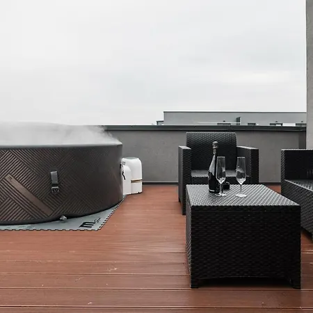 Skylark - Stockholm Penthouse With Jacuzzi, Movie Theater & Panoramic View Апартаменты