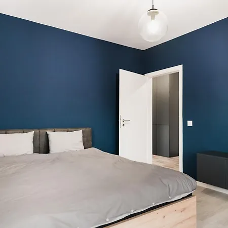 Skylark - Stockholm Penthouse With Jacuzzi, Movie Theater & Panoramic View