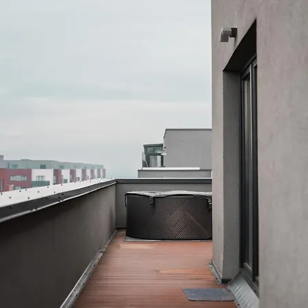 Skylark - Stockholm Penthouse With Jacuzzi, Movie Theater & Panoramic View Apartamento *