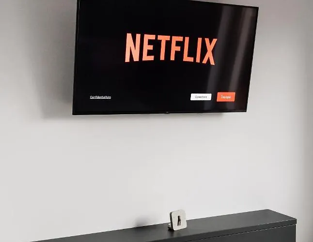 Skylark - Stockholm Penthouse With Jacuzzi, Movie Theater & Panoramic View *