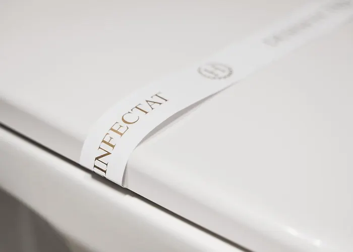 Skylark - Stockholm Penthouse With Jacuzzi, Movie Theater & Panoramic View *