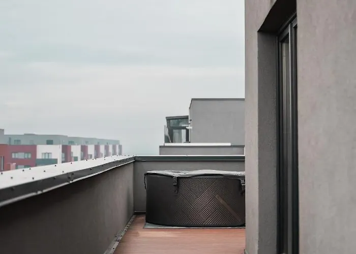 Skylark - Stockholm Penthouse With Jacuzzi, Movie Theater & Panoramic View Apartment *